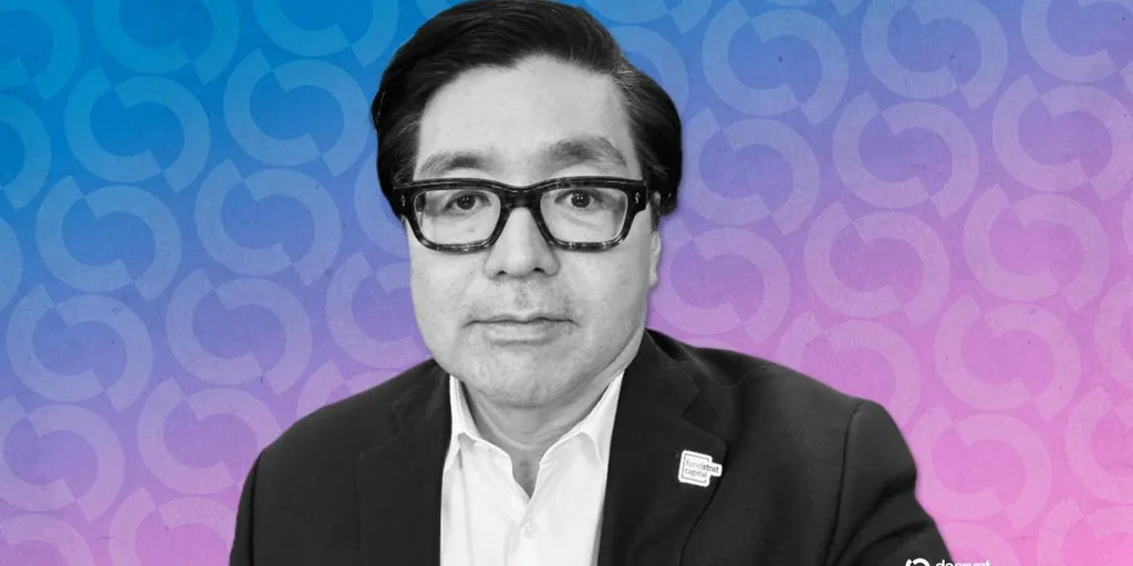 Tom Lee’s Bitmine Buys $74M ETH, Signals Crypto Bull Market Ahead